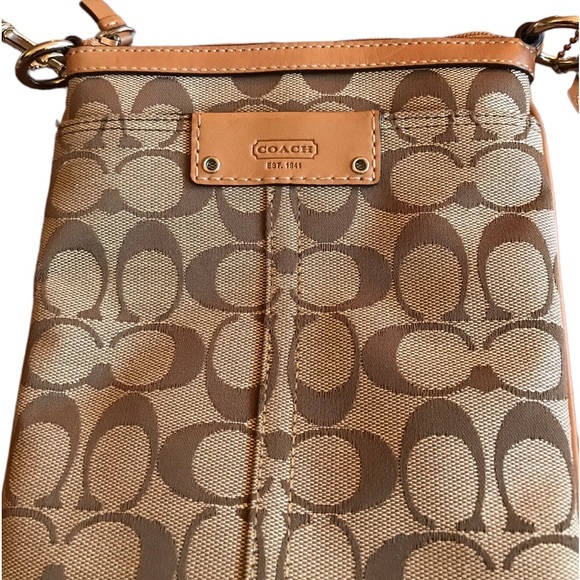 Coach crossbody bag - Picture 4 of 6